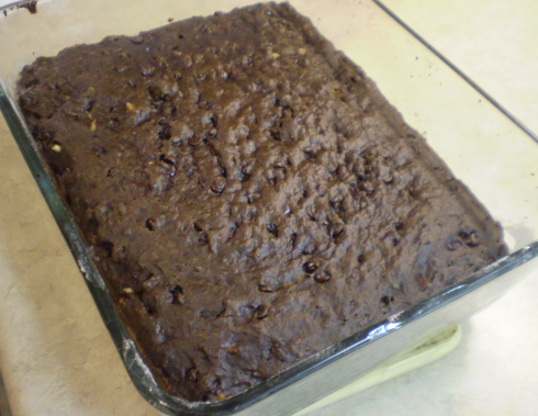 Undecorated cake fresh from the oven.